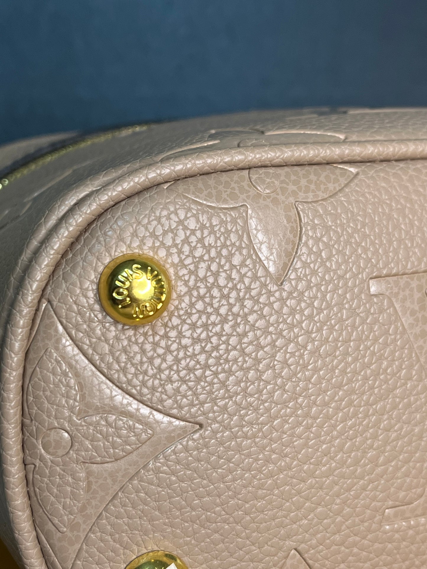 Vanitosa beige