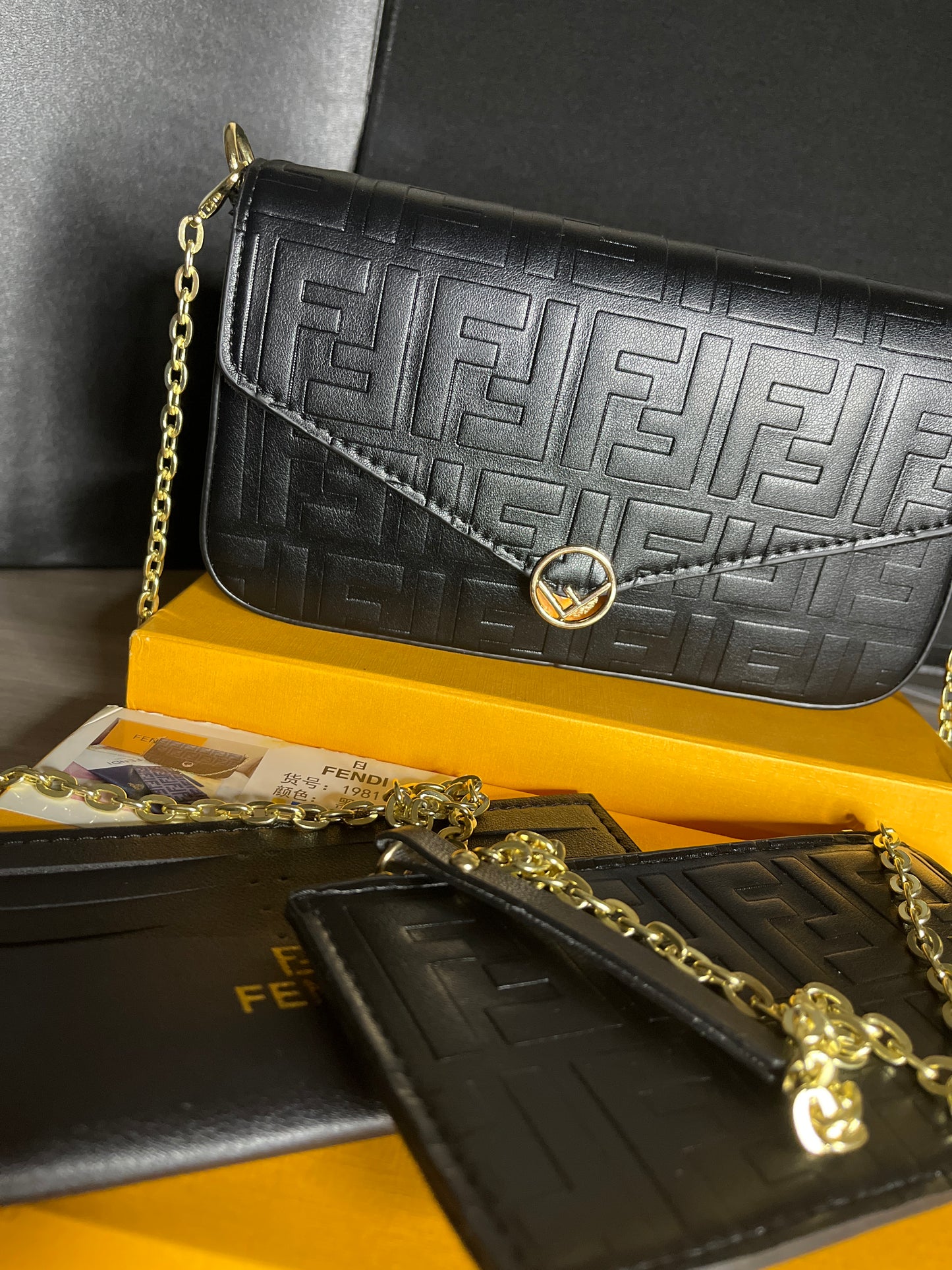 Pochette F