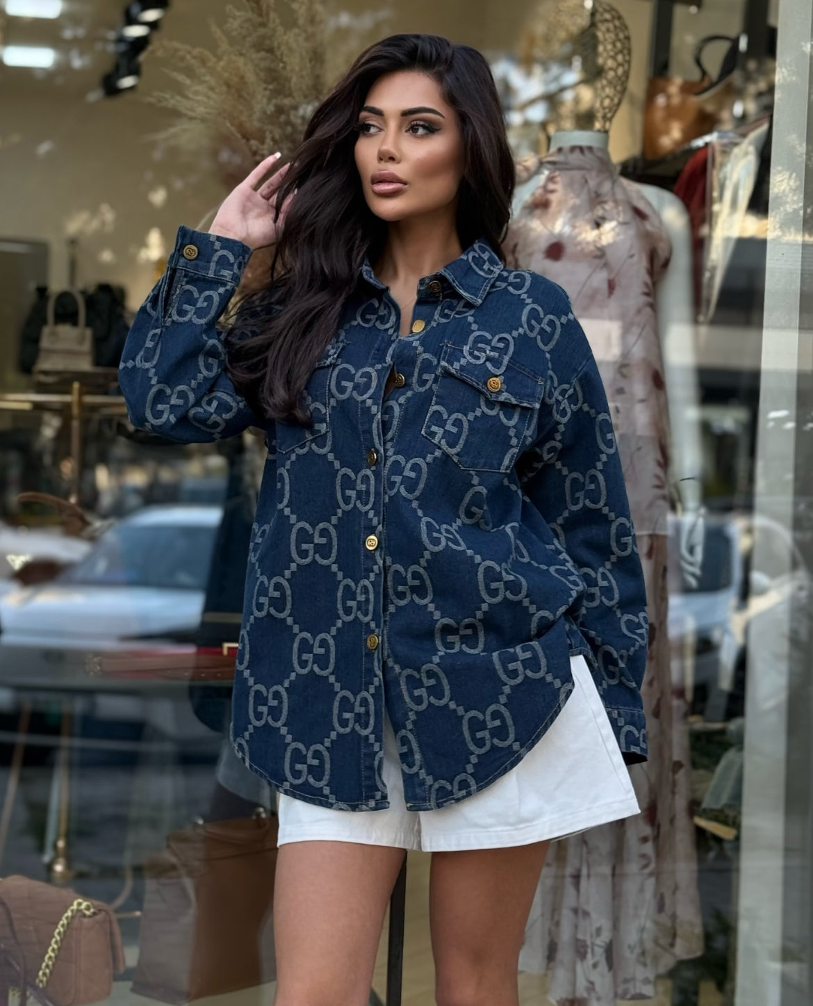 Camicia over jeans
